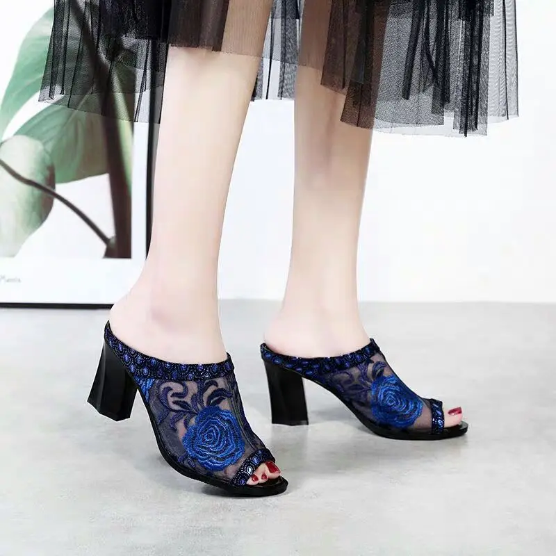 

Retro Embroider Air Mesh Light High Heels Designer Light Square Heel Non-Slip Slippers Outdoor Platform Peep Toe Women Sandals
