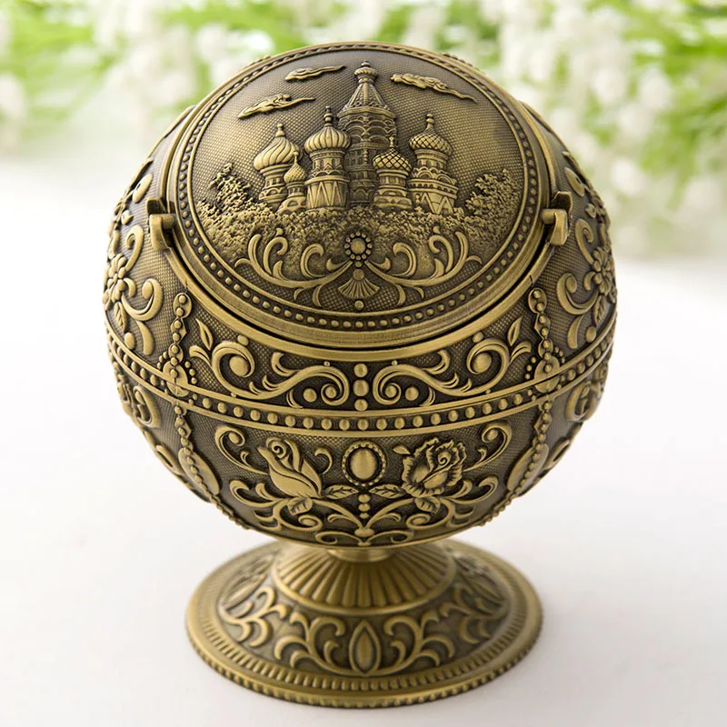 

Retro metal crafts globe Home decoration with cover ashtray home living room decoration ceremony creative Figurines accessories