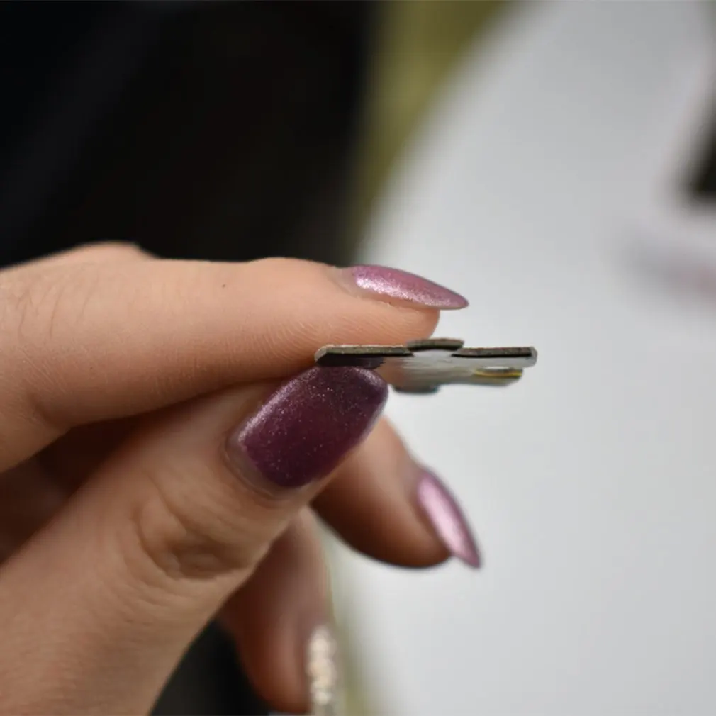 

Thick Paper 1000Pcs Jigsaw Puzzles Luminous World Adults Children Toys Home Decoration Assembling Collectible Puzzle Toys