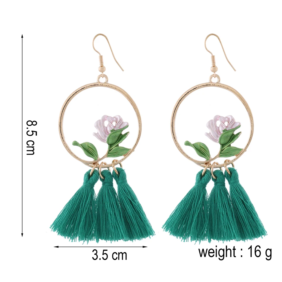 Подходящие модные серьги для