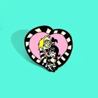Эмалированные булавки Beetlejuice и Lydia lover, готические броши в форме сердца, броши в виде скелета, булавки для фильма ужасов, подарки для друзей, Spille