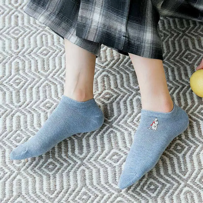 Простые короткие носки с мультяшной вышивкой бегемота удобные дышащие женские