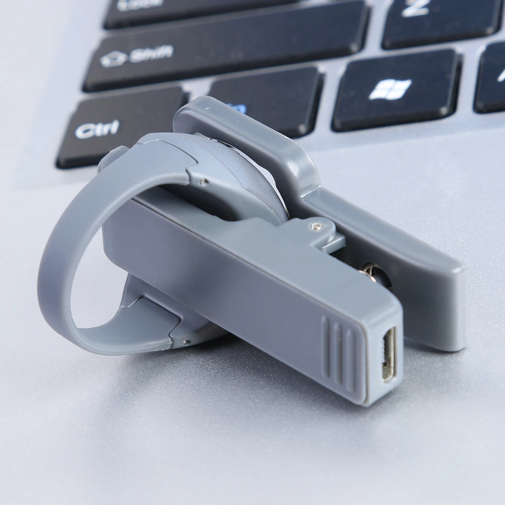 

R51 Wearable Finger Ring Bluetooth 5.0 Remote Control For IOS Android Phone TV Box Wireless Presenter With Charging Cable