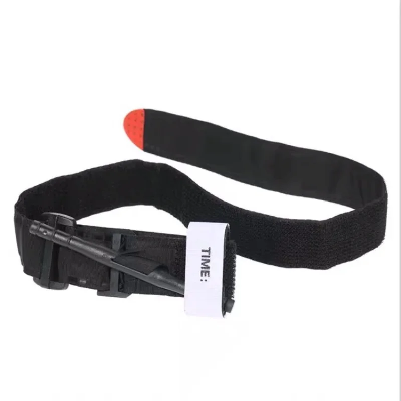 Экстренные предметы для использования на открытом воздухе походов