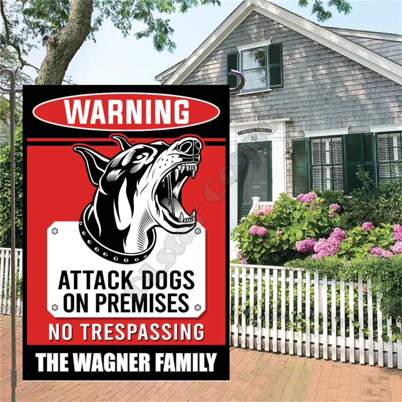 Персонализированный предупреждающий флаг собаки на месте Садовый для