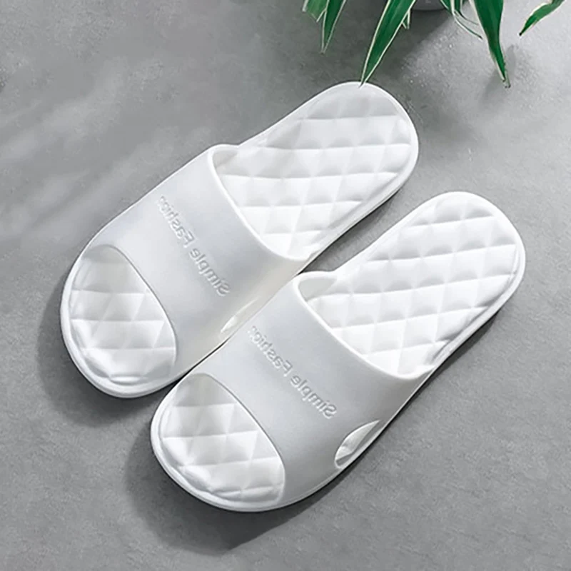 

EVA Hole Leaking Slippers Women Bathroom Shoes Slides Anti-slip Summer Indoor Home Slippers Household Bath Sandals Men