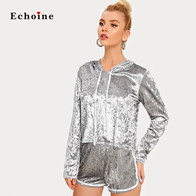 

Two Piece Set Women Velvet Suits Sweatshirt Tops Hooded Neck Long Sleeve Tracksuit Street Lady Short Pants Daily Comfy Clothing
