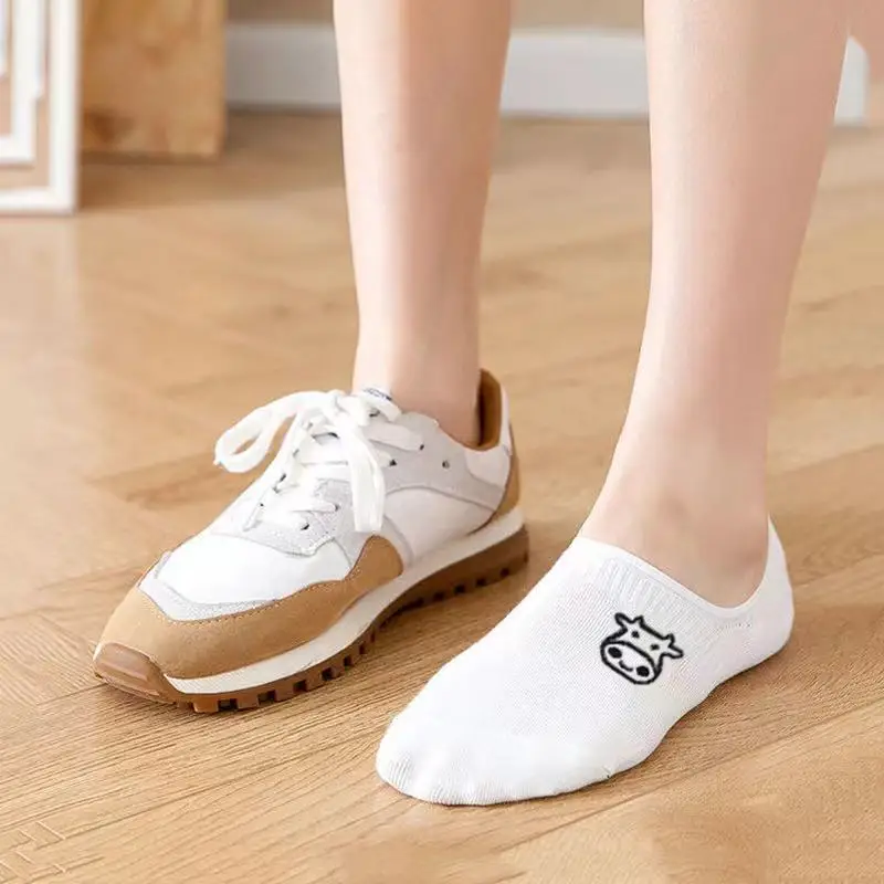 10 pieces = 5 Pairs/lot Rabbit Cow Heart Animal socks Cotton Casual  Warm Women Streetwear Cute Funny Socks Short Happy Ankle