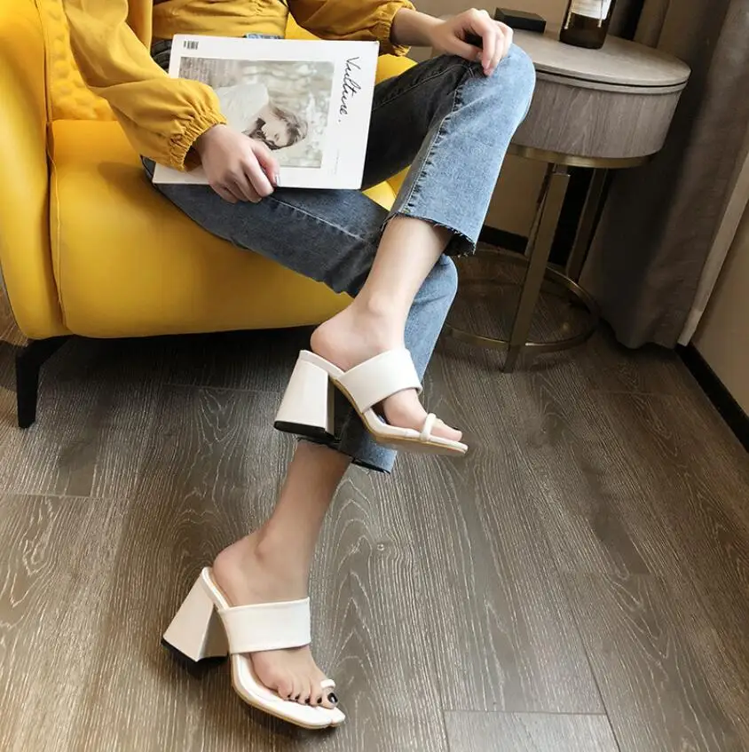 

2021 New Square Toe Design Square High Heel Slippers Summer Outdoor Slip On Dress Shoes Ladies Elegant Slides Sandal