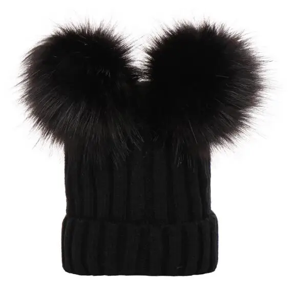 Детская вязаная шапка с двумя меховыми помпонами подарок на день рождения | Дом и