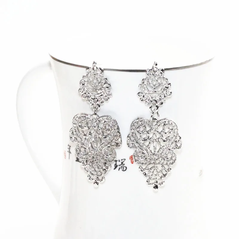 Классические винтажные длинные серьги женские бохо в форме листа свадебные