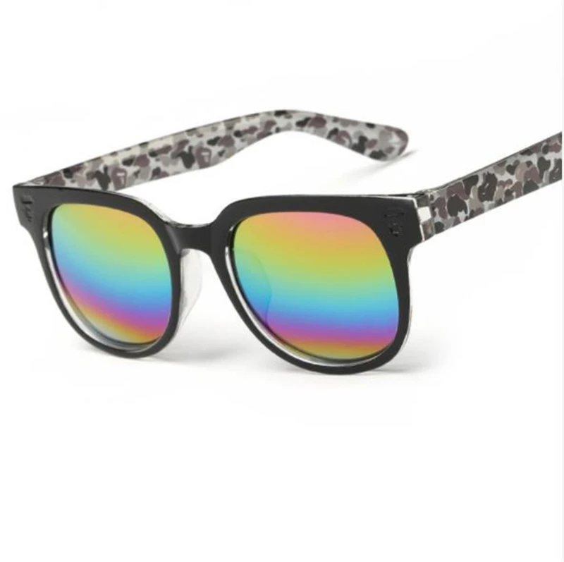 Новые ослепительные цветные отражающие солнечные очки женские пластиковые Анти