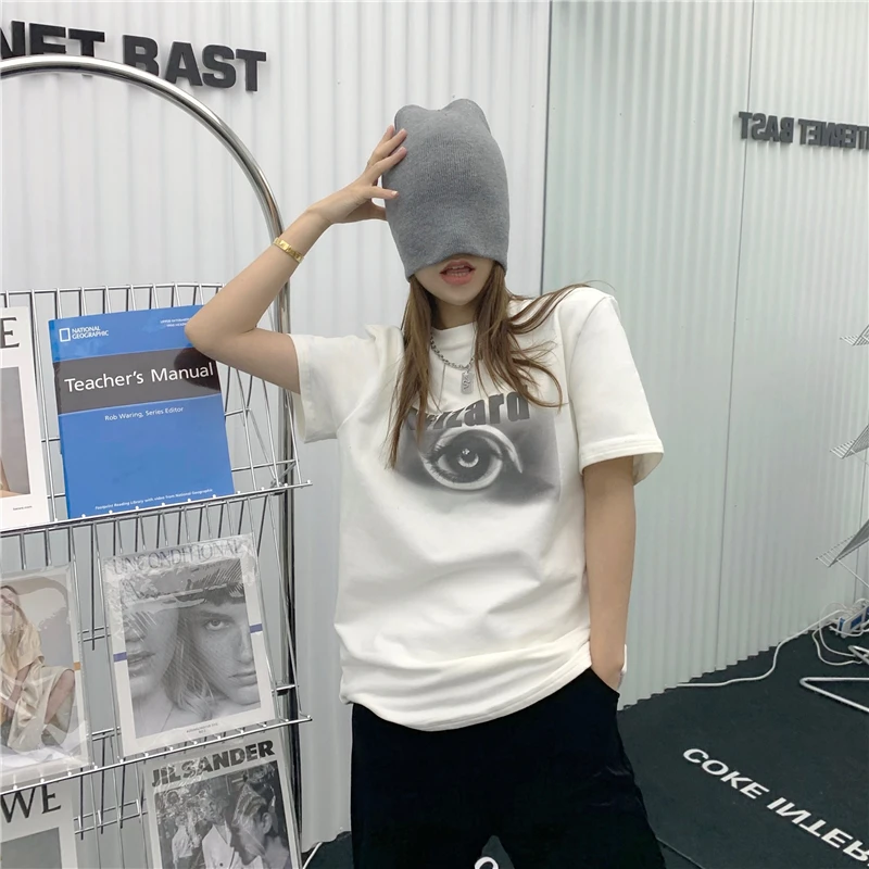 

2021 Spring Summer Korean Devil Eyes Printed Right-Angle Shoulder European Short Sleeve T-Shirt Wild Korean Pure Color Top
