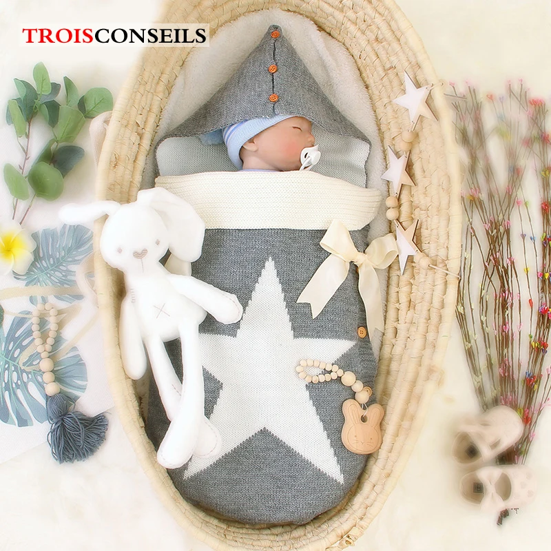 Одеяло для новорожденных младенцев вязаное с пуговицами со звездами вязанное