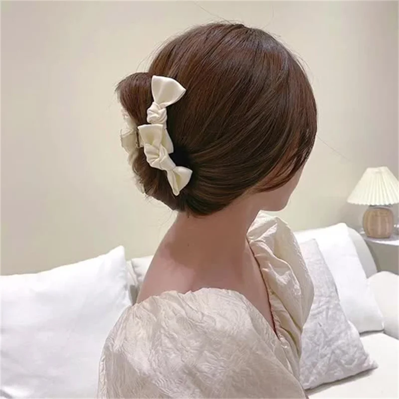

Charm Cotton Stripe chiffon Bowknot Women Hair Claws Crab Clamps Flower Lady Big Size Hair Clips Headdress Hair Styling Tool
