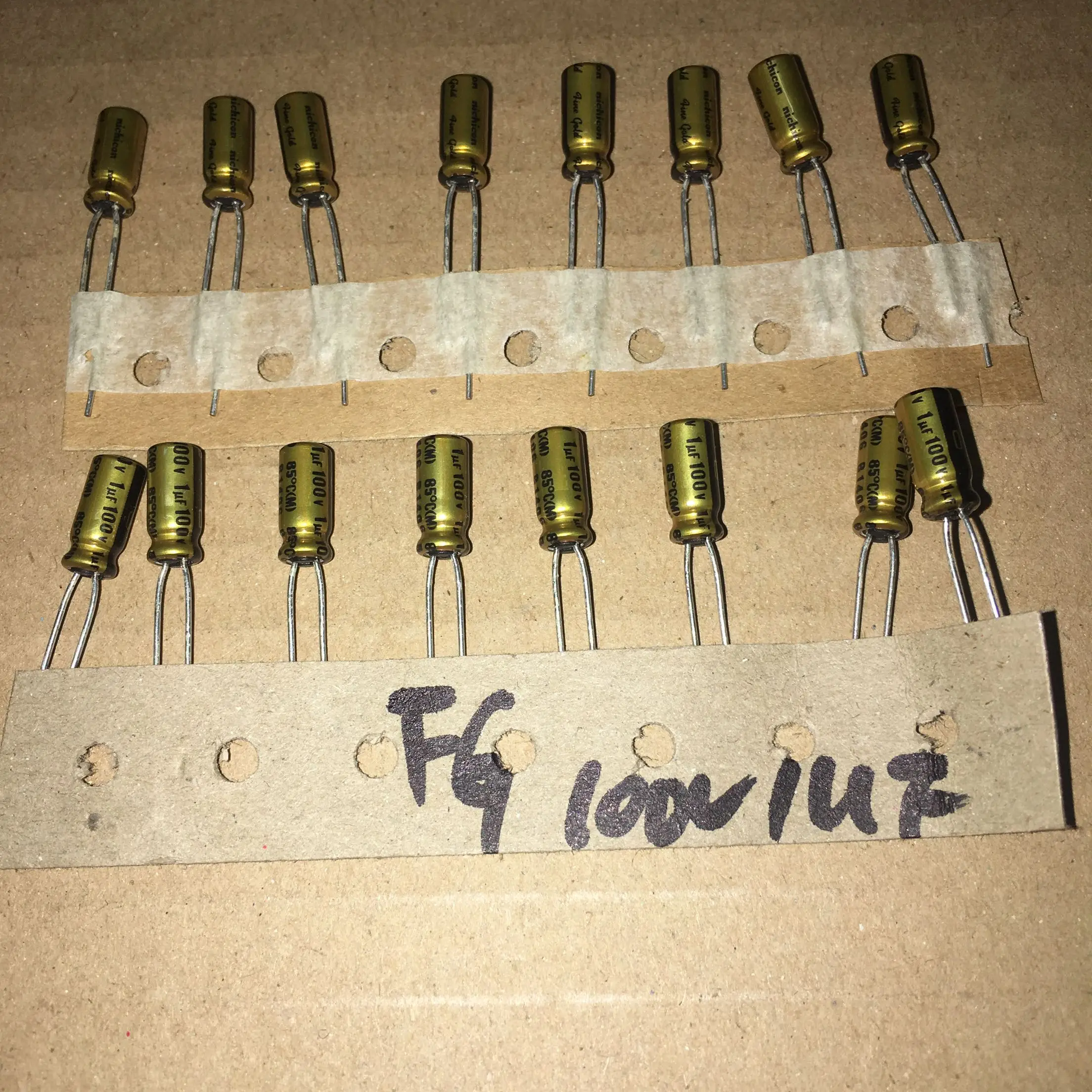 20 шт. NICHICON FG 100V1UF 5x11 мм Тонкий золотой 1 мкФ 100V FineGold MUSE аудио конденсатор