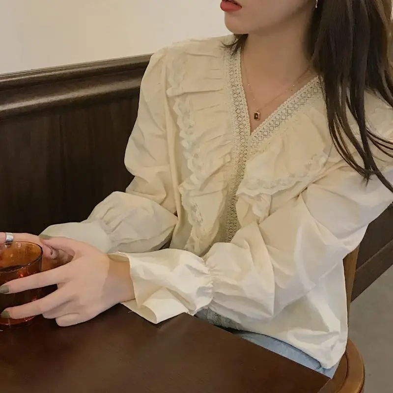 

HStar 2020 Spring Lace Patchwork Women's Shirt Female Blouse Tops Long Sleeve V-Neck Korean OL Ruffles Blouses
