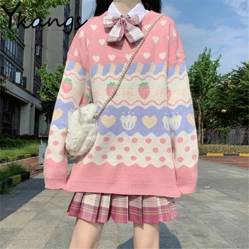 

Свитер женский, жаккардовый, с клубничным узором и длинным рукавом