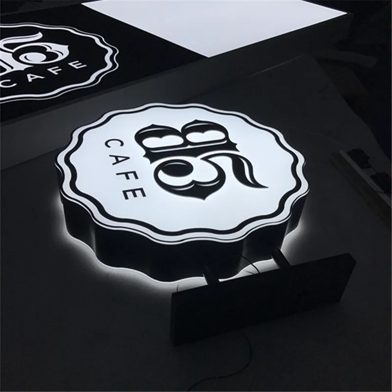 Индивидуальный металлический передний и задний светящийся знак с лезвием