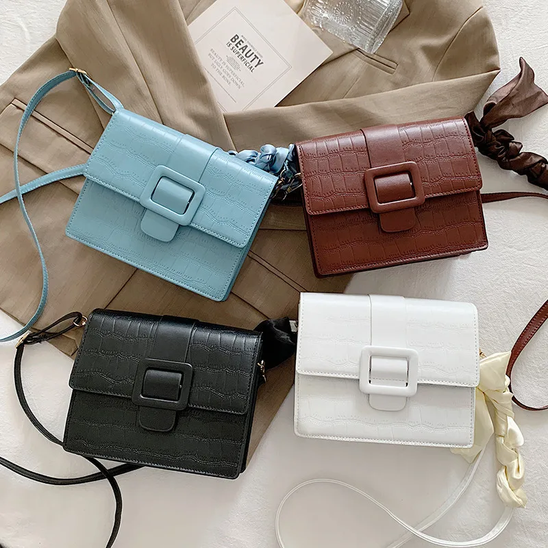 

2021 новая стильная маленькая сумка популярная модная женская сумка через плечо модная сумка на плечо простая повседневная Диагональная Сум...