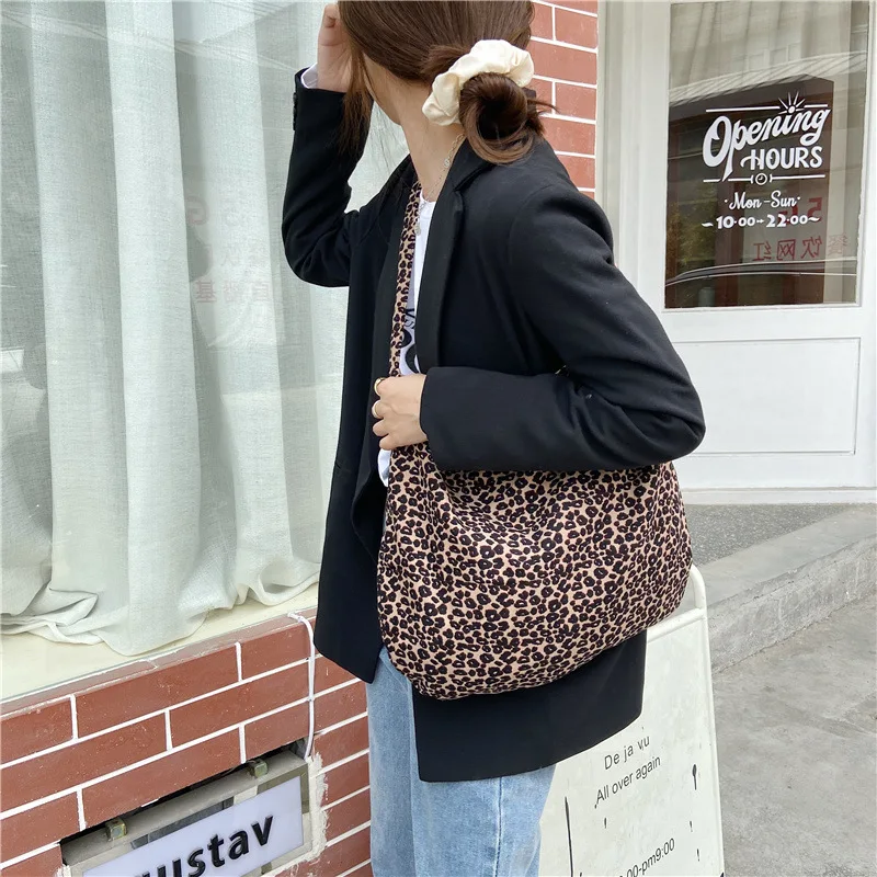 

Fashion Leopard Pattern Women Shoulder Bag Large Capacity Ladies Travel Shopping Bags Vintage Design Female Casual Tote Handbags