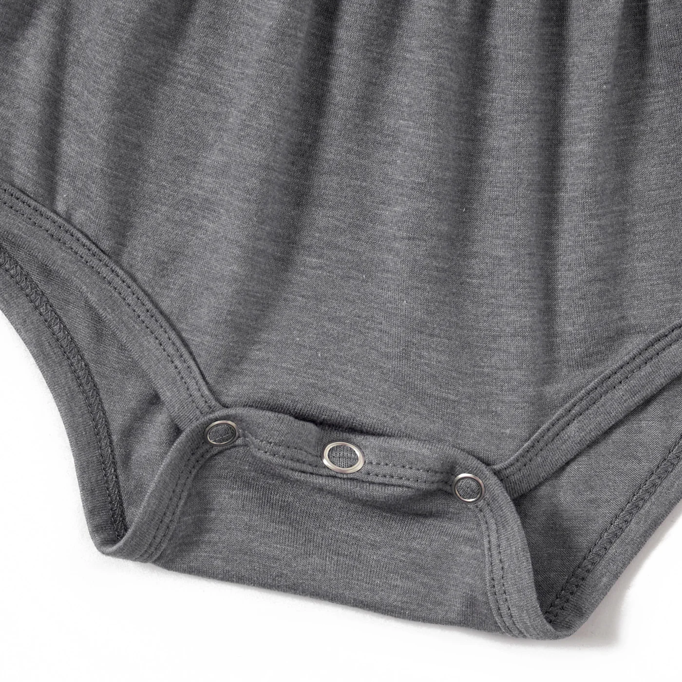 

PatPat 2021 New Arrival Solid Long-sleeve Dresses for Mommy and Me