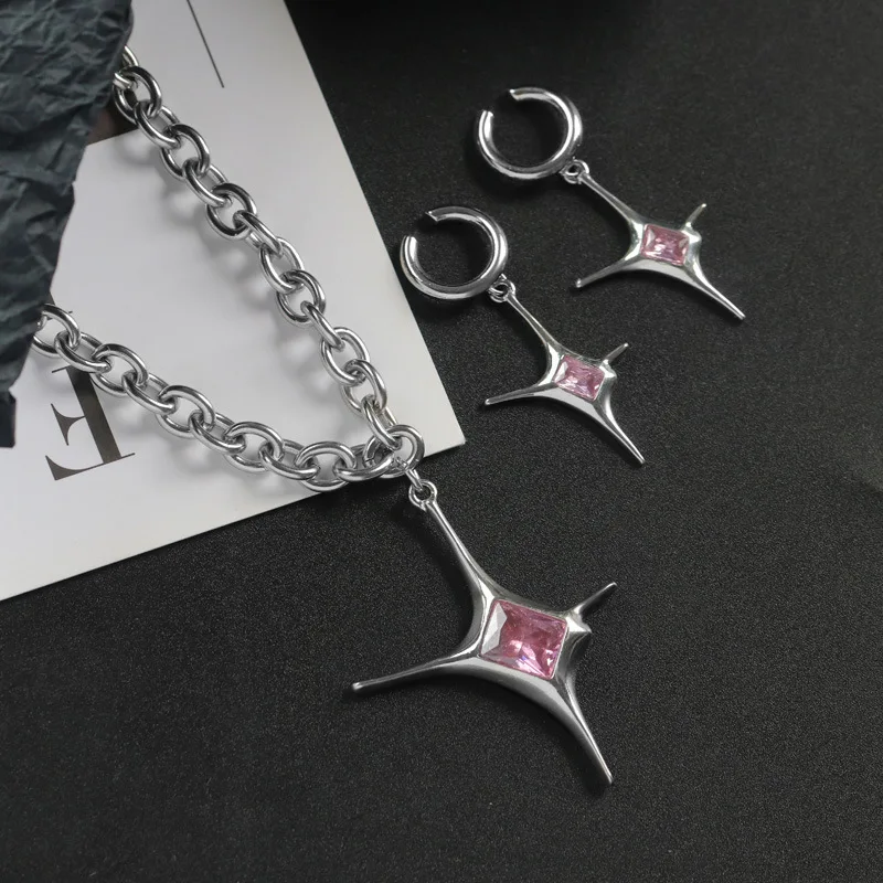 

2021 Fashion Design Pink Crystal Star Clip Earrings For Women Trendy Metal Circle No Piercing Cartilage Ear Jewelry Friends Gift