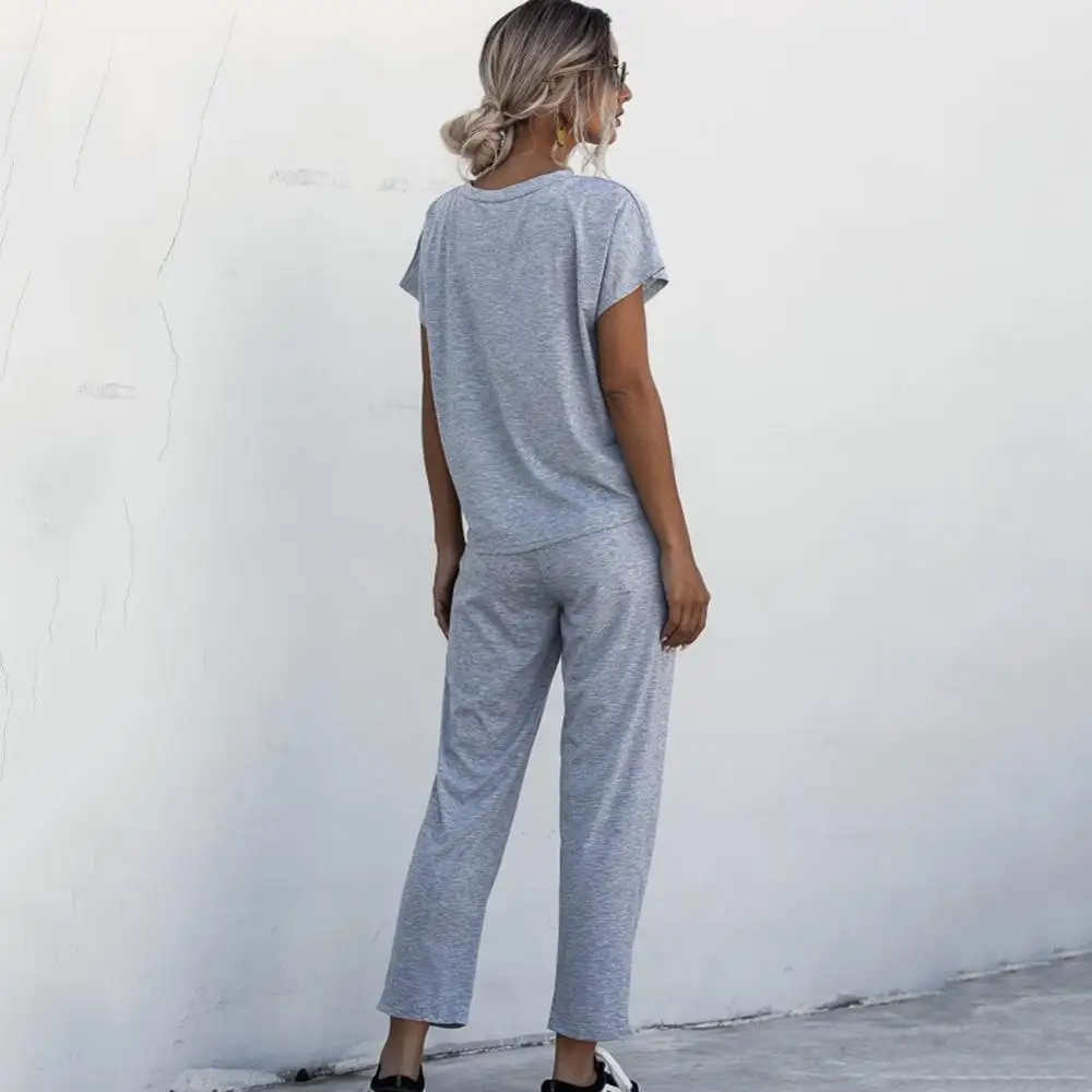 Женский спортивный костюм с поясом на резинке однотонный повседневный из двух