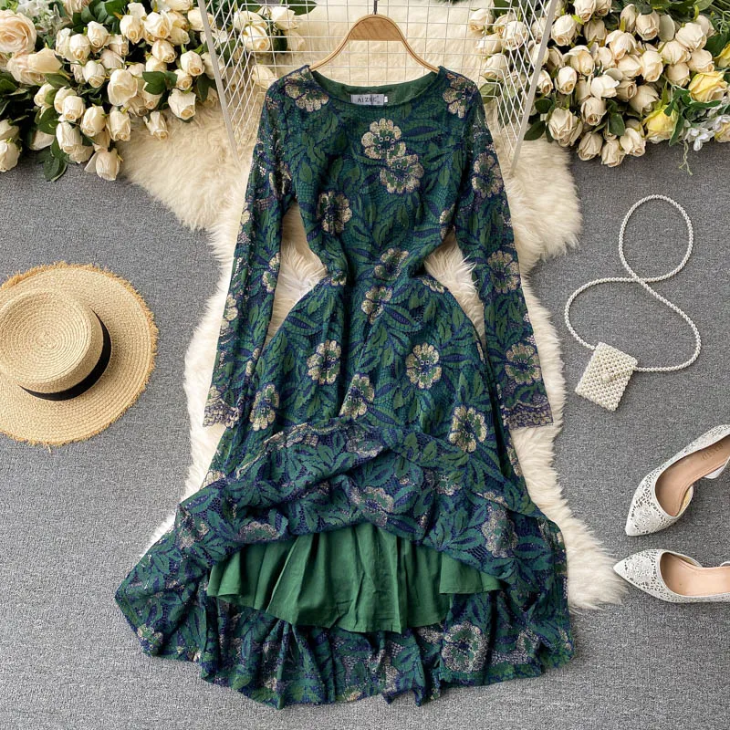 

and summer 2021 aristocratic temperament brim high-end round collar lace long sleeve show thin waist mature wind dress