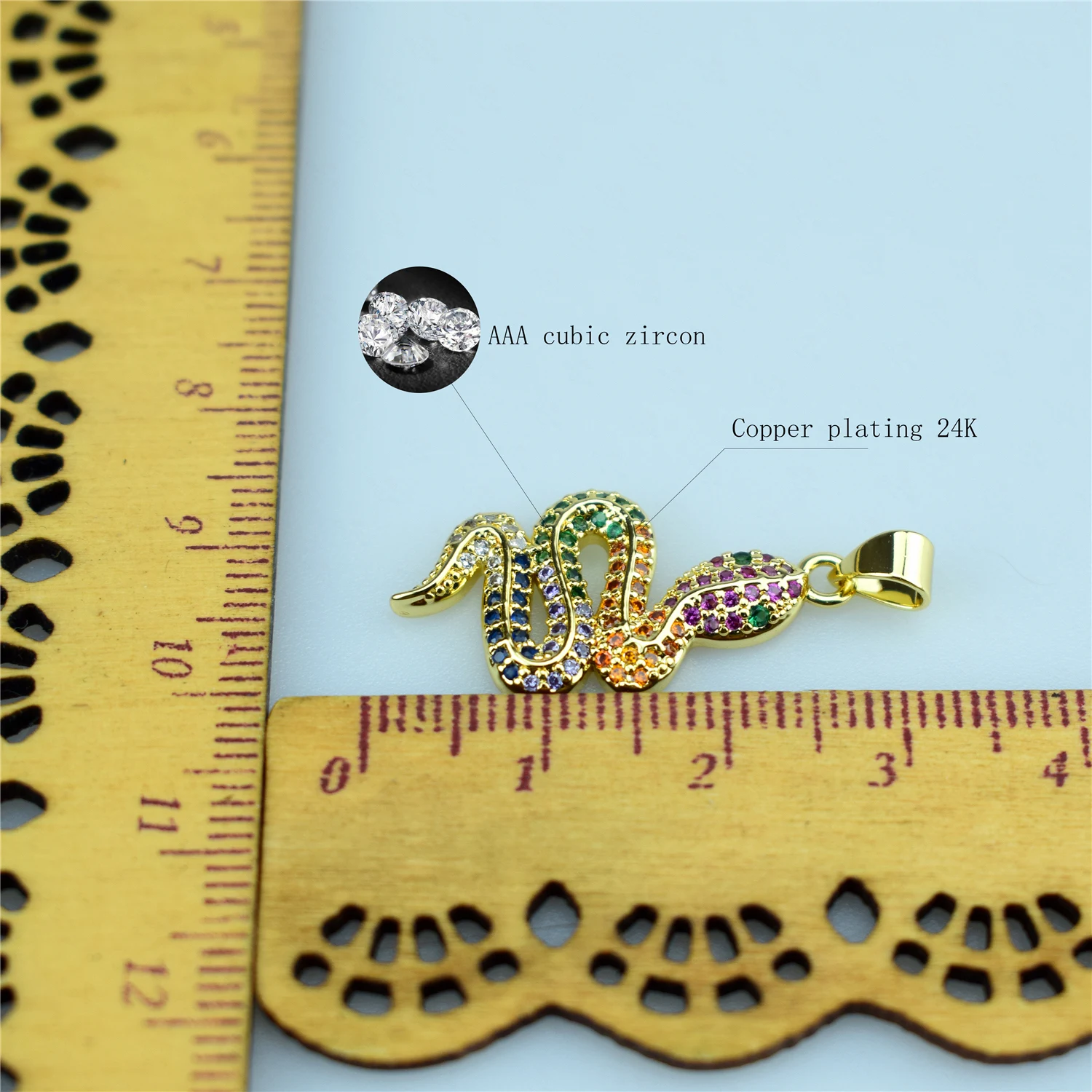 Новинка 2020 трендовые ожерелья с подвеской в виде змеи Золотая цепочка белый