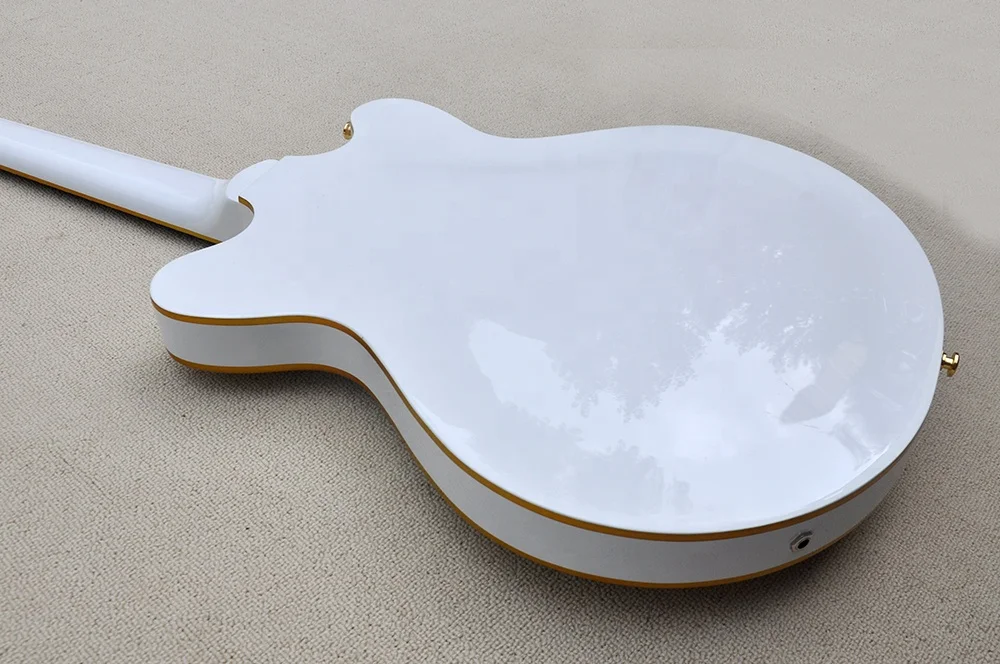 Semi Hollow 4 Strings White Body Electric Bass Guitar with Gold Hardware Provide Customized Service |