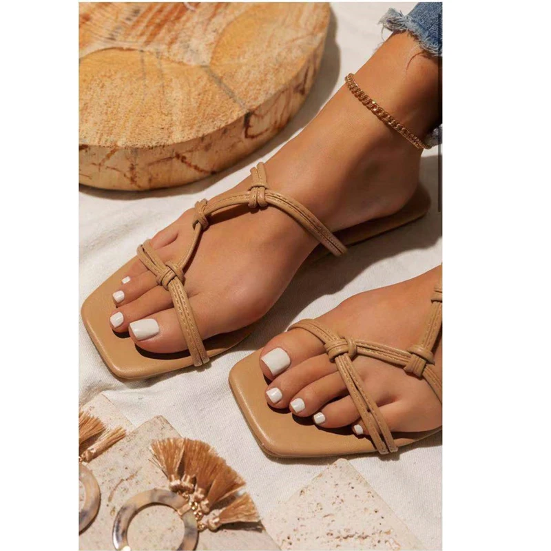 

2021 fashion sexy cross open toe roman style New summer flat outdoor slippers Comfortable Solid color plus size beach slippers