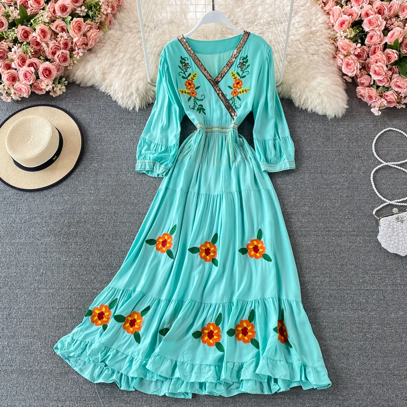 

Summer new style printing retro Dress V-neck embroidery temperament commuter woman dress Short sleeve dresses 2021
