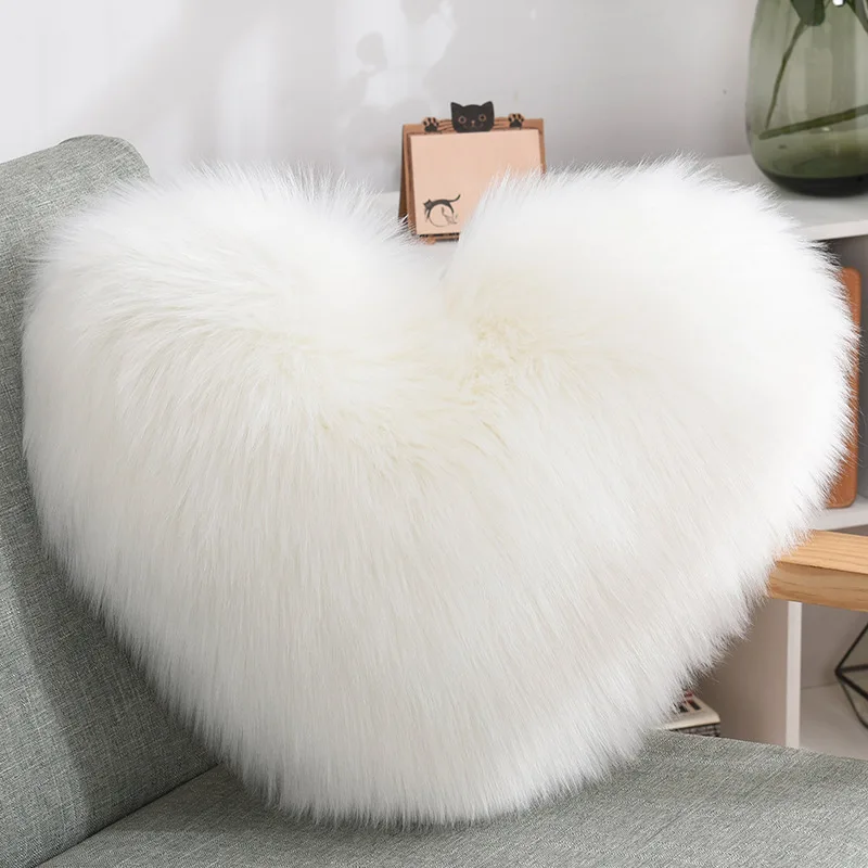 

Creative heart-shaped office chair plush pillow pillow with core sofa lumbar cushion imitation wool pillow