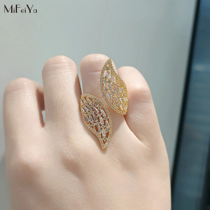 

MFY Hollow Double Leaves Shaped Open Ring Micro Paved Rhinestone AAA CZ Crystal for Women Female Adjustable Jewelry