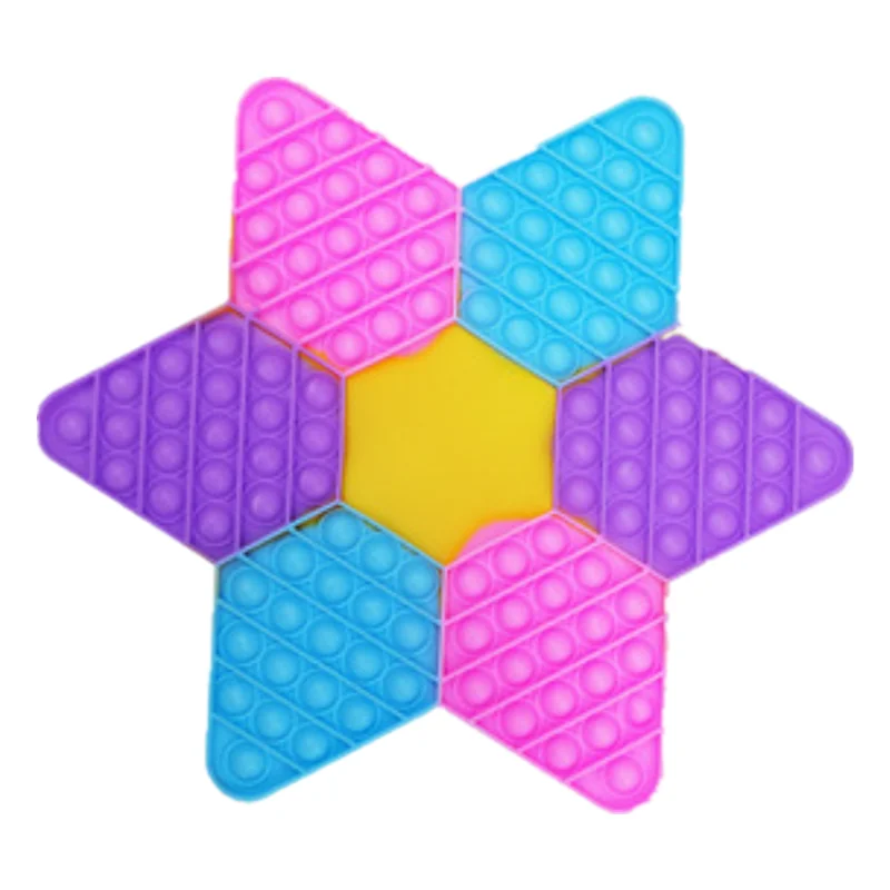 

Шахматная игрушка с шахматным ушком