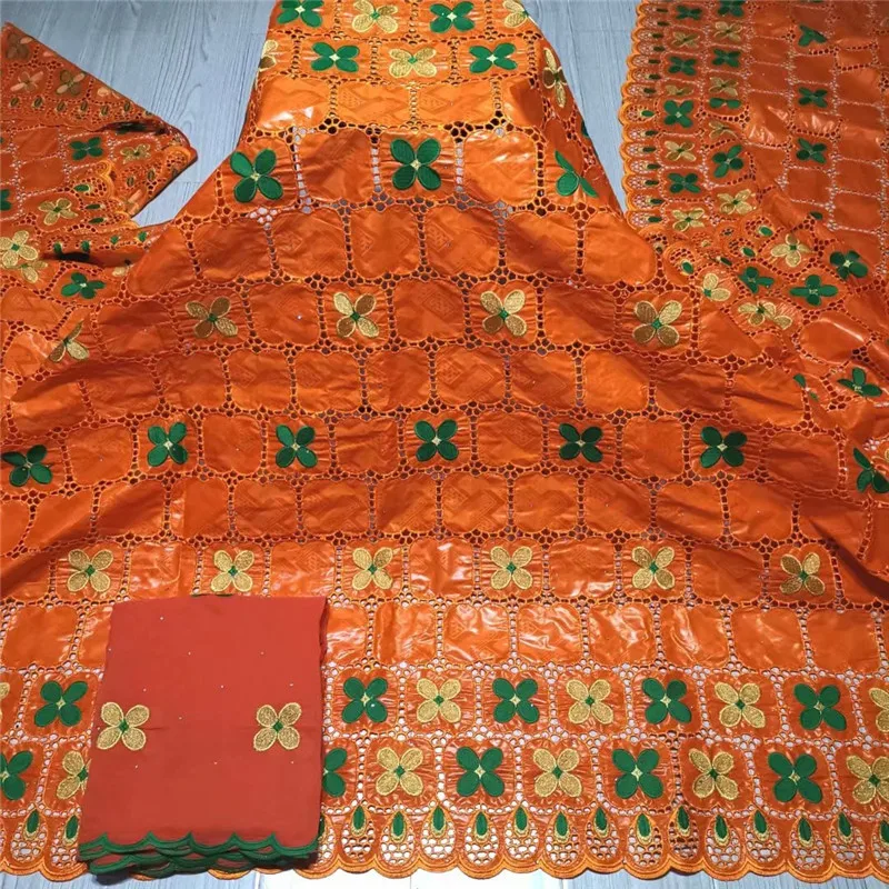 

Африканский Базен ткань с brode по последней моде; Базин с вышивкой и кружевом ткань с чистой кружева 5 + 2 м