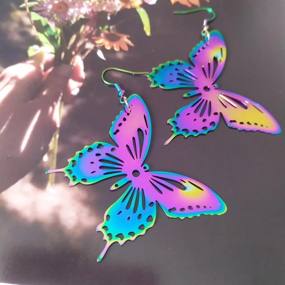 New Glam Iridescent Large Flake Cutout Butterfly/Leaf/Geometric/Feather/Moon Women`s Fashion Drop Earrings