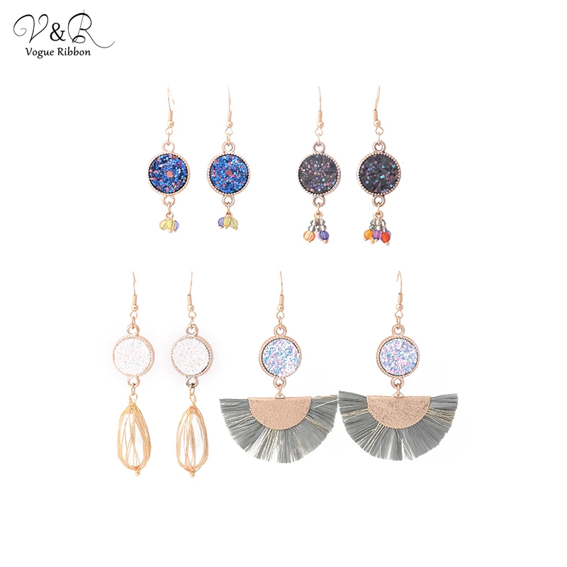 Серьги-Крючки ручной работы с жемчугом украшенные проволокой/искусственными