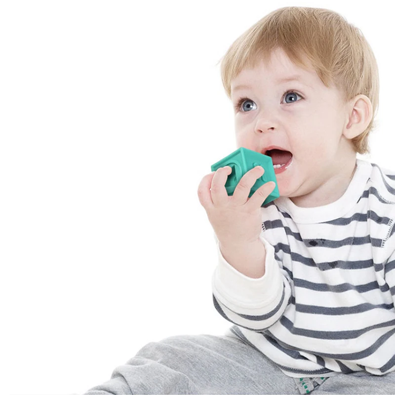 

Soft Baby Building Blocks Rattle Baby Toys 3D Touch Hand Grasp Ball Baby Massage Rubber Teether Squeeze Toy Bath Toy 0-12 Months