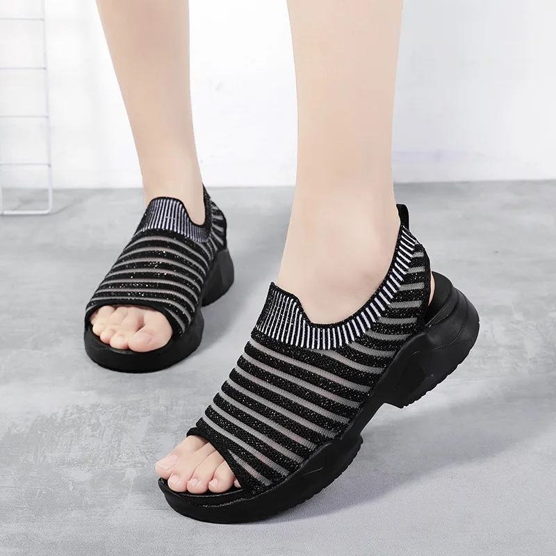 Сандалии женские на плоской платформе дышащие босоножки без застежки лето