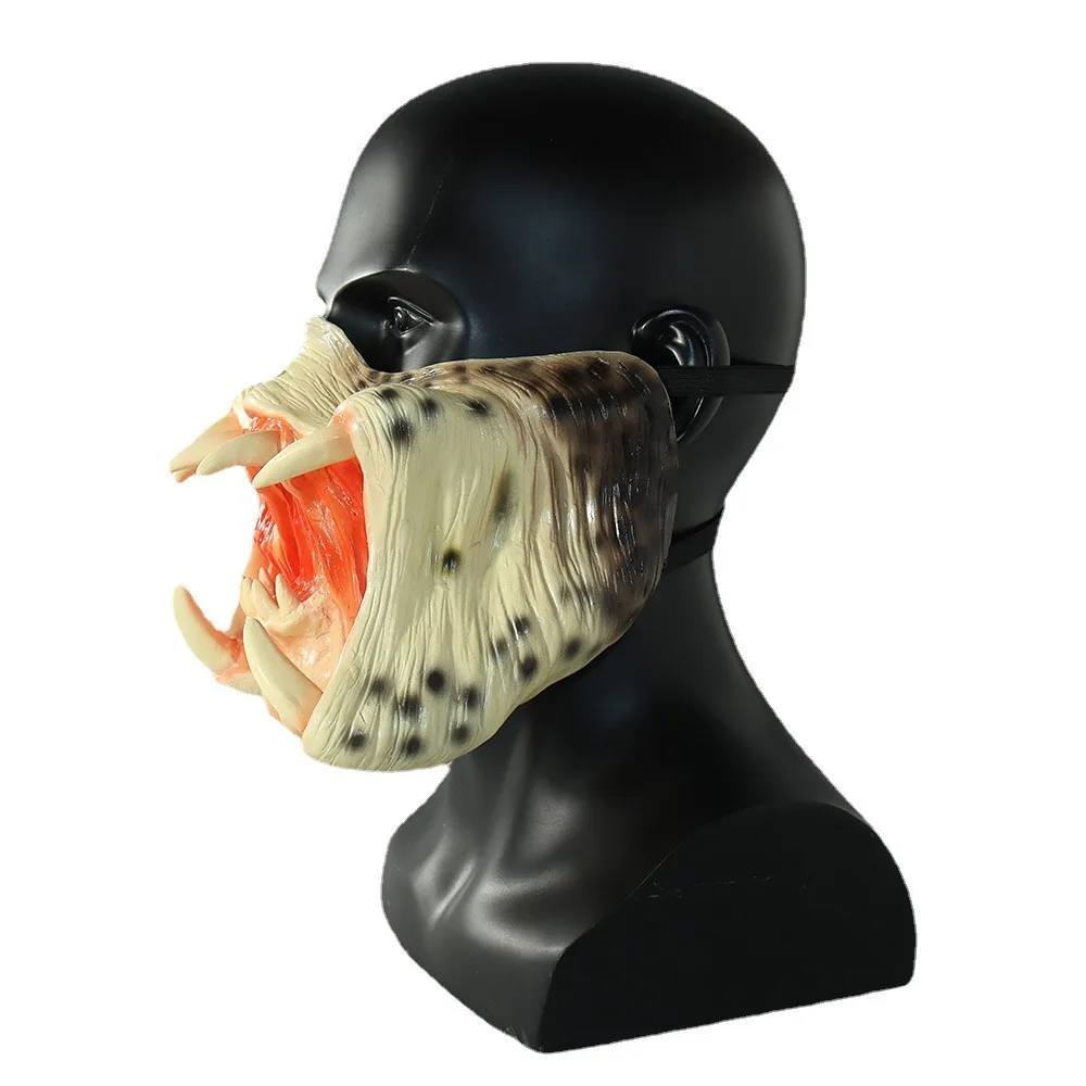 Movie Alien Vs. Predator Mask Horrific Monster Masks Halloween Cosplay Props Average Size for Adults |
