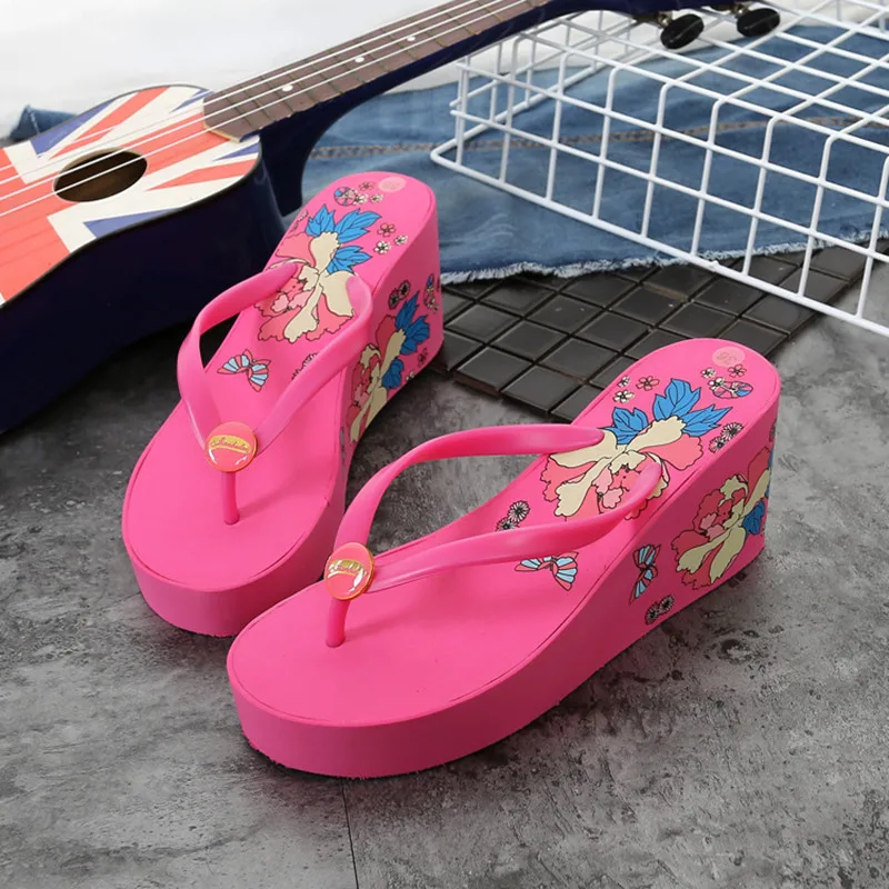 Женские босоножки Сезон лето Тапочки 2019 новая на нескользящей подошве с