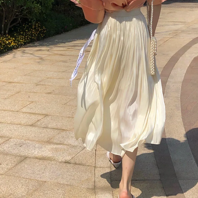 Женская шелковая атласная юбка жемчужная блестящая глянцевая плиссированная с