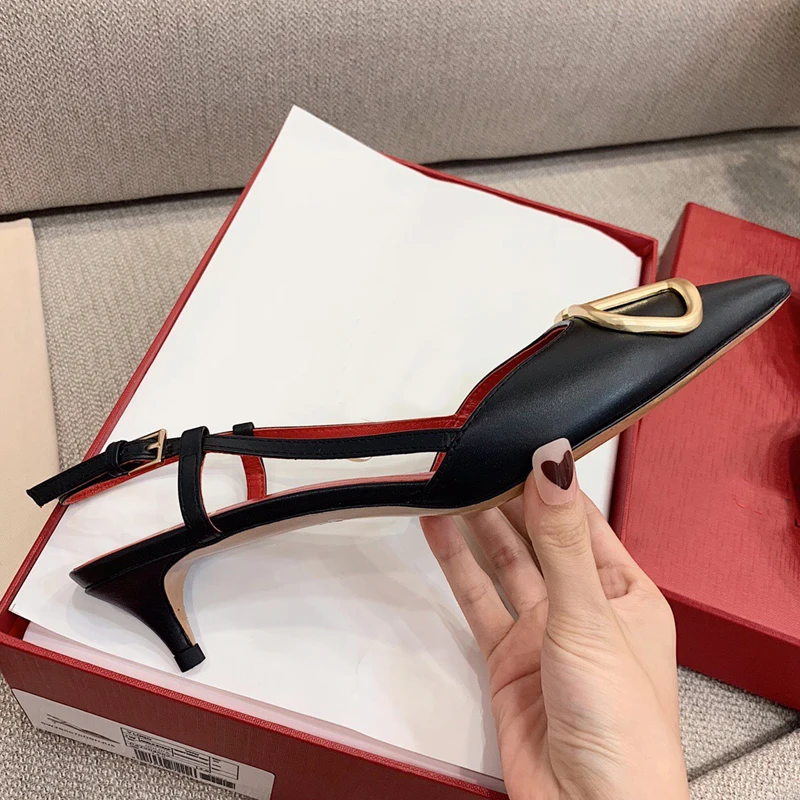 

4 Cm Stiletto New V Brand Women Pointed Toe Sandals Leather Wedding Shoes Classics Designer Metal V Buckle Women's Shoes 34-42