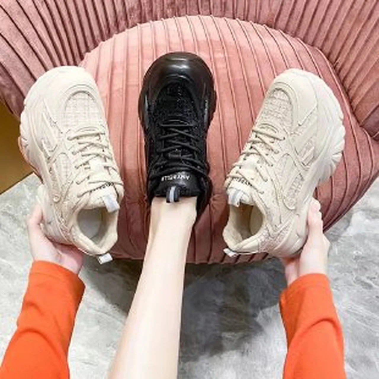 

Женская спортивная обувь, кроссовки, повседневная обувь на толстой подошве, Вулканизированная обувь, осенне-зимняя обувь с хлопковым мехом,...