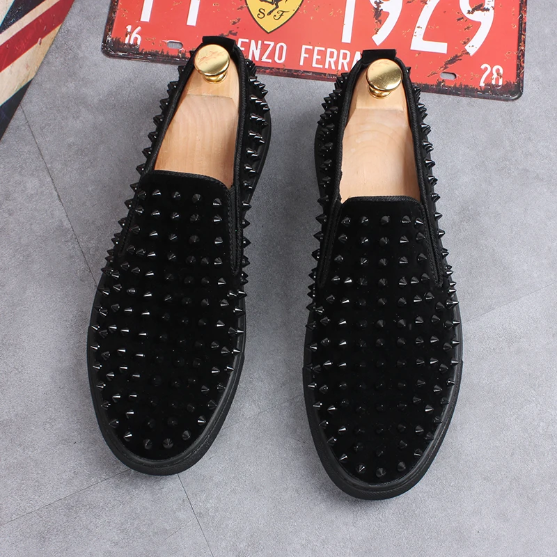 

British luxury fashion men rivets shoes slip-on flats platform shoe black genuine leather loafers punk hip hop sneakers zapatos