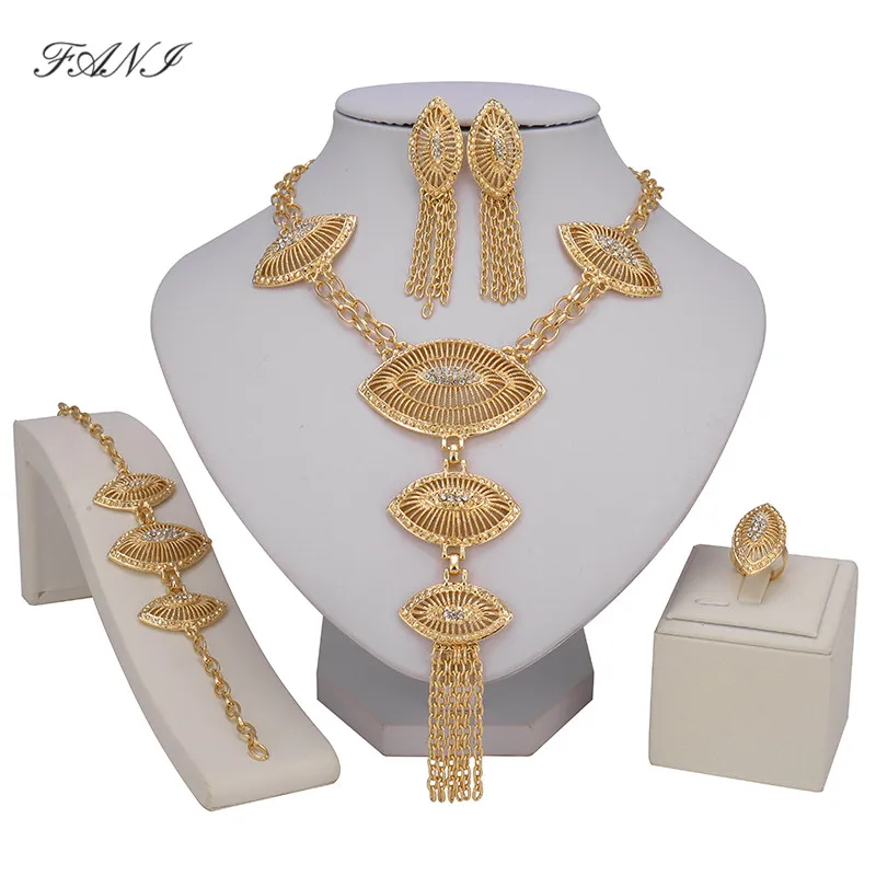 

Fani nigerian wedding woman accessories jewelry set Wholesale fashion african beads jewelry set dubai gold Bridal jewelry set