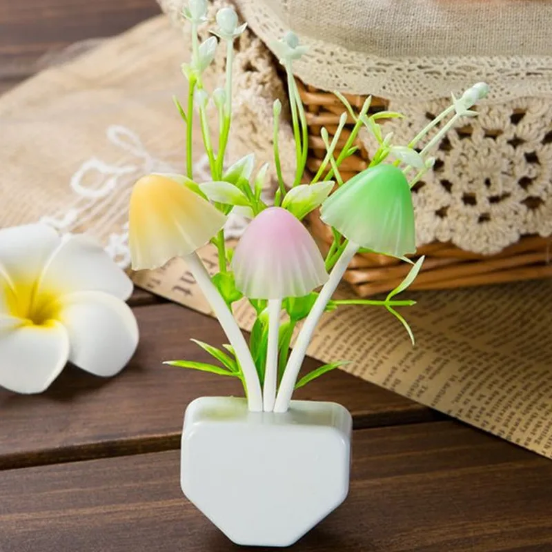 Украшение дома LED ночник Водяная трава Семь цветов меняются интеллектуальный