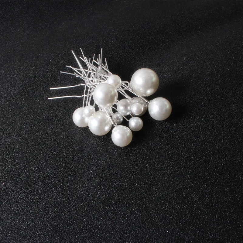 

The bride wedding beautiful hair accessories wedding photos sweet girl wind accessories